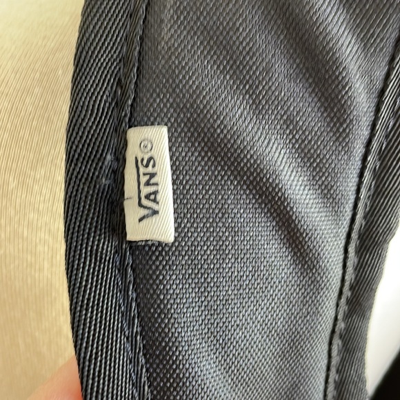 VANS Cream & White Checkerboard Floral Full Size Backpack with Zipper Pockets - Picture 11 of 17